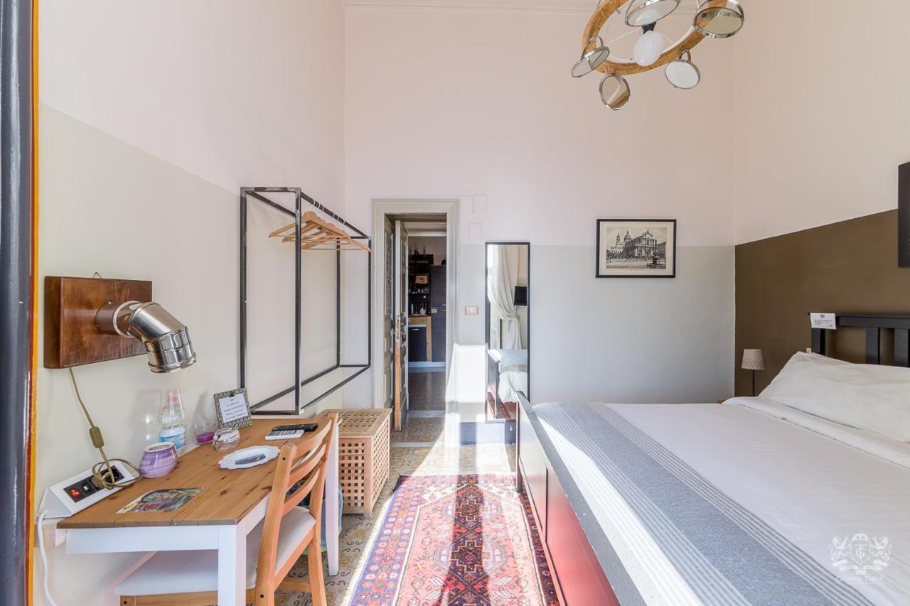 Bed & Breakfast Grand Tour Design Self Check-in