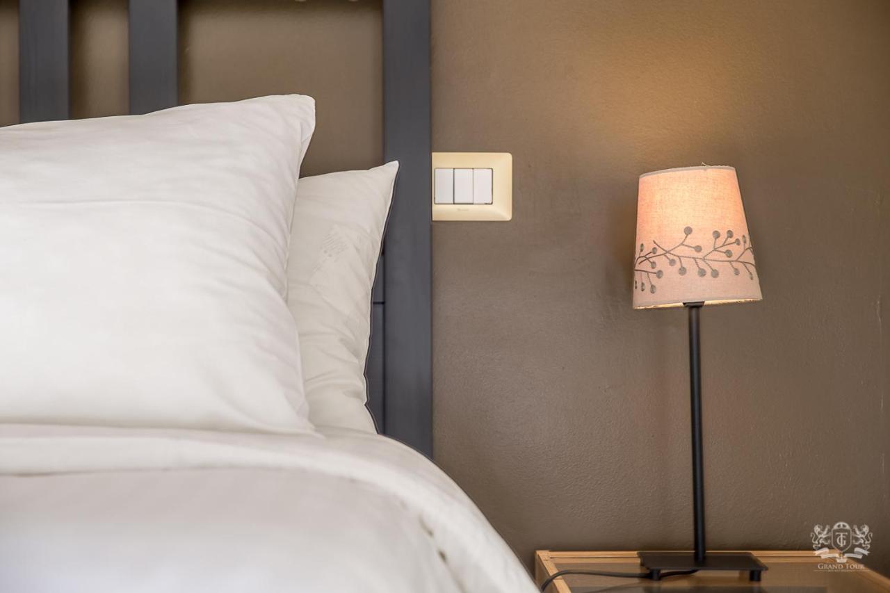 Bed & Breakfast Grand Tour Design Self Check-in
