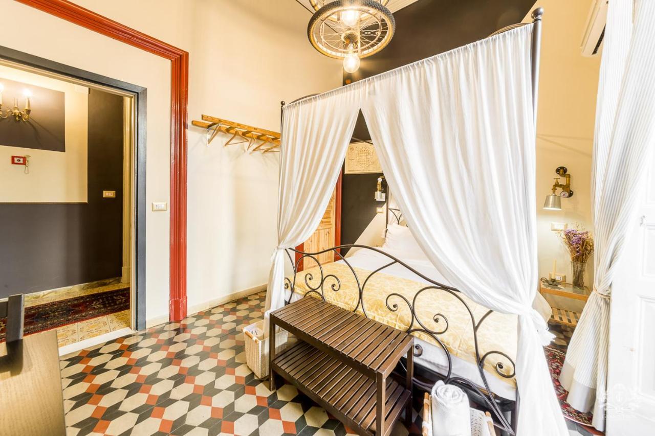 Grand Tour Design Self Check-in Catania